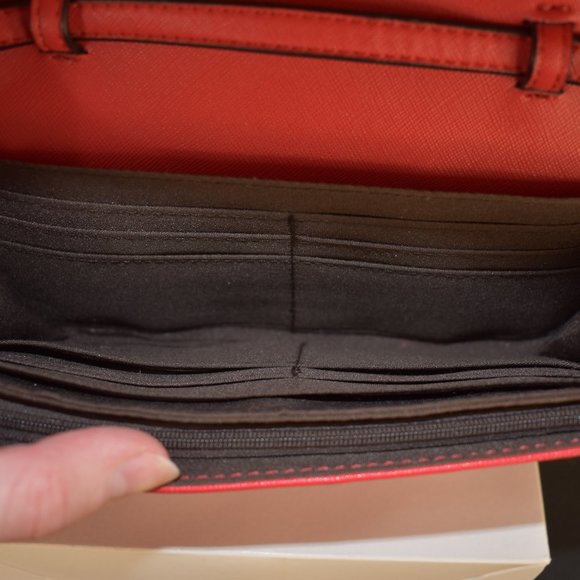 Chaps Women's Red Crossbody Purse/Wallet - Picture 10 of 10